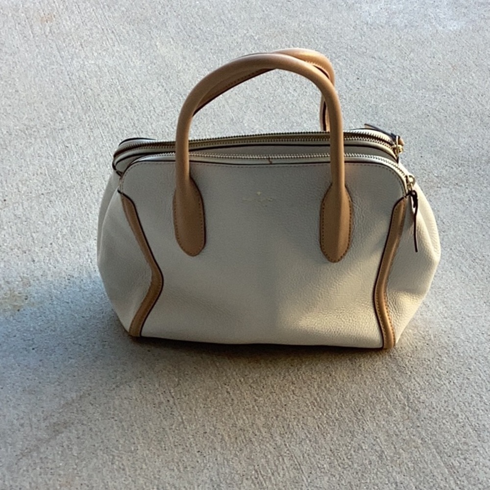 Kate spade white purse brand new condition